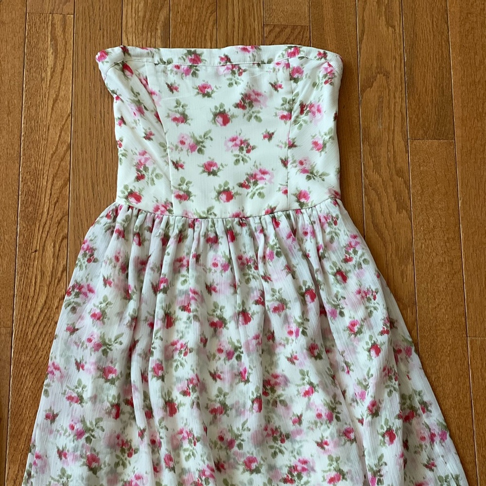 Abercrombie dresses - Picture 3 of 4